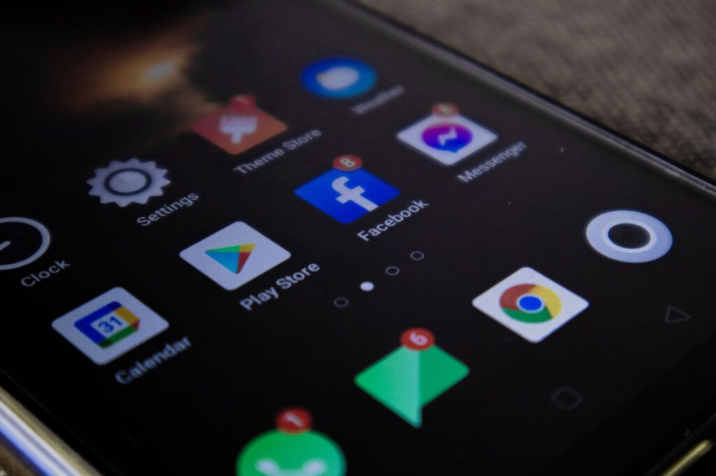 Android 설정에서 앱별 위치 권한과 정확한 위치를 조정하는 화면